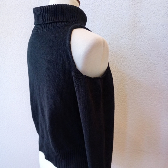 OAK NYC black exposed shoulder wool blend turtleneck sweater - Picture 7 of 10